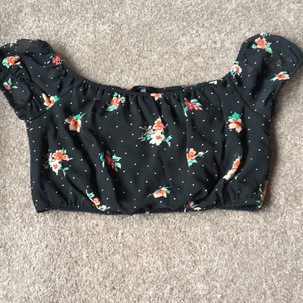 NWOT floral crop top